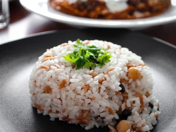 Tavuklu Nohutlu Pilav