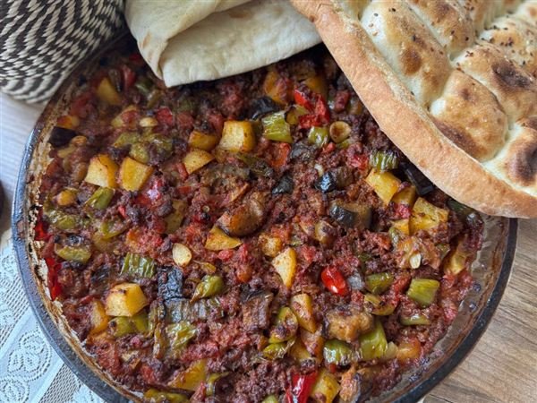 Tepsi Kebabı